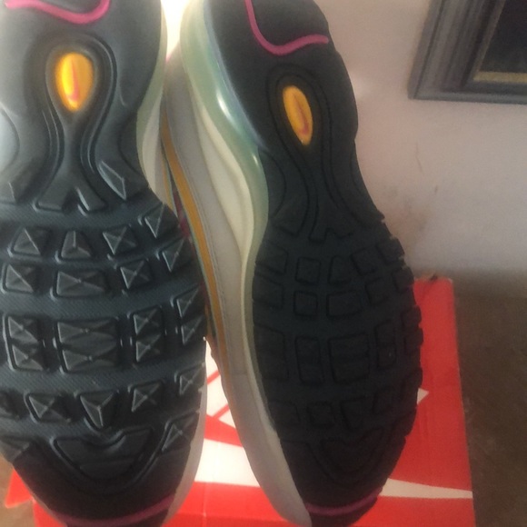 W Air Max 98 10 - Picture 3 of 6